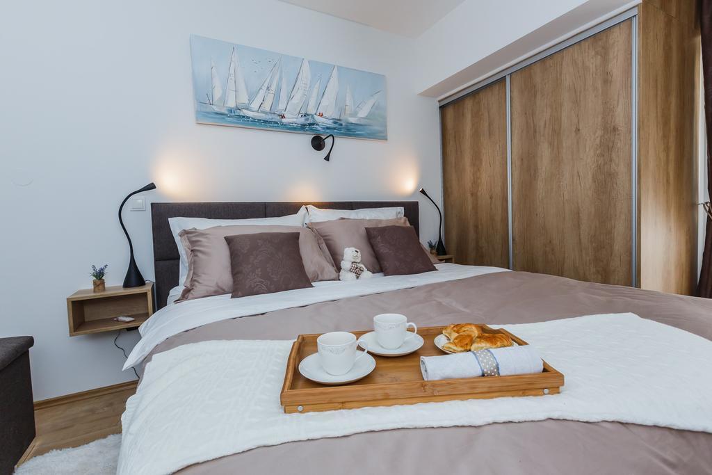 Villa Apartments Katja 特罗吉尔 外观 照片