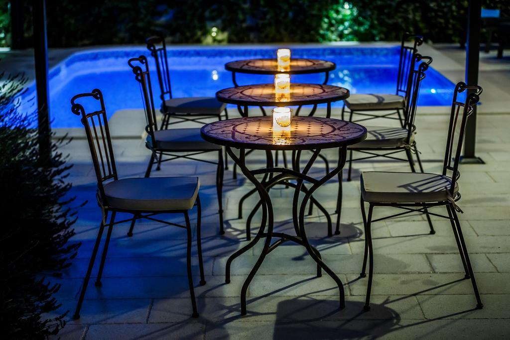 Villa Apartments Katja 特罗吉尔 外观 照片