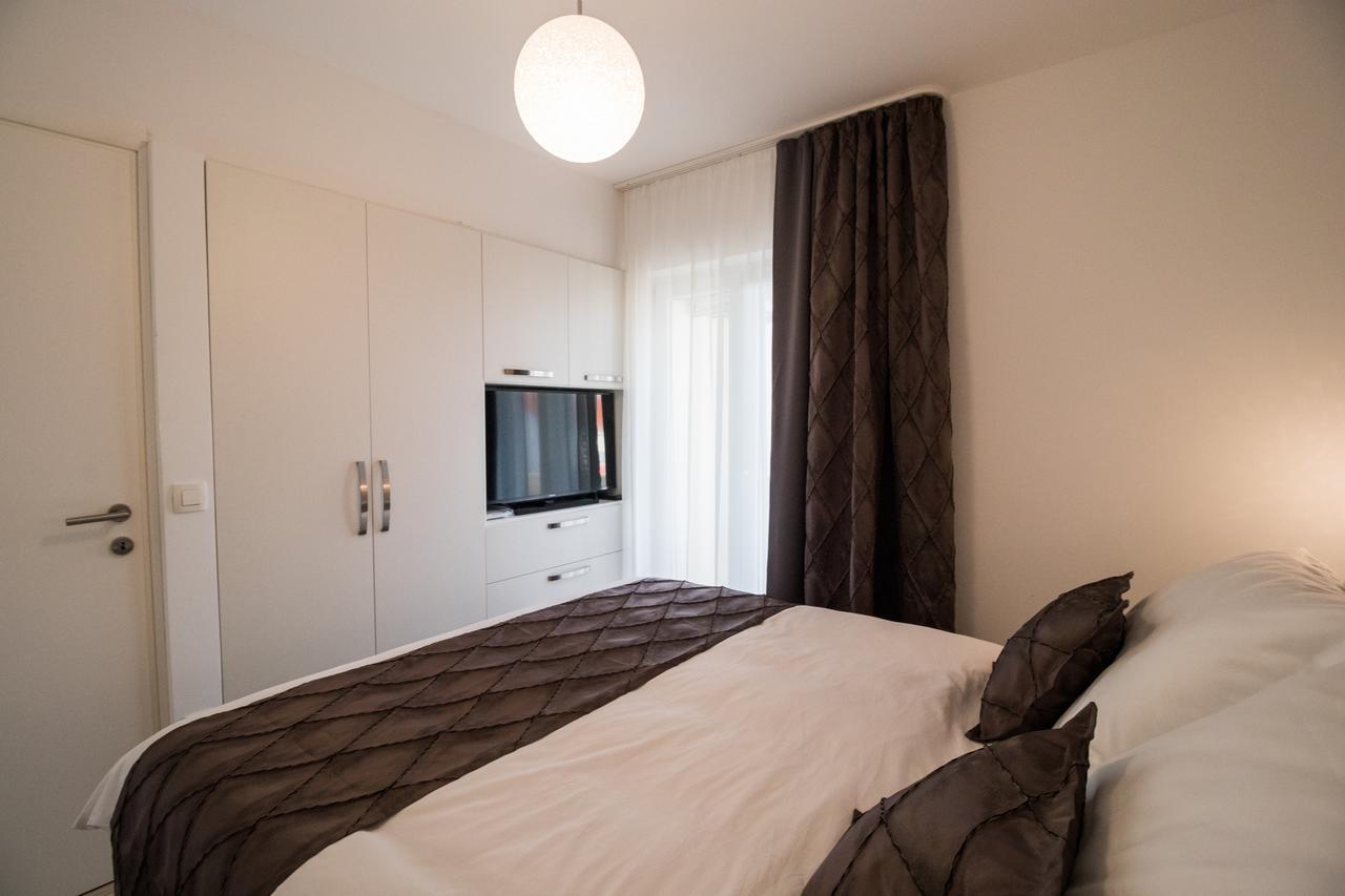 Villa Apartments Katja 特罗吉尔 外观 照片